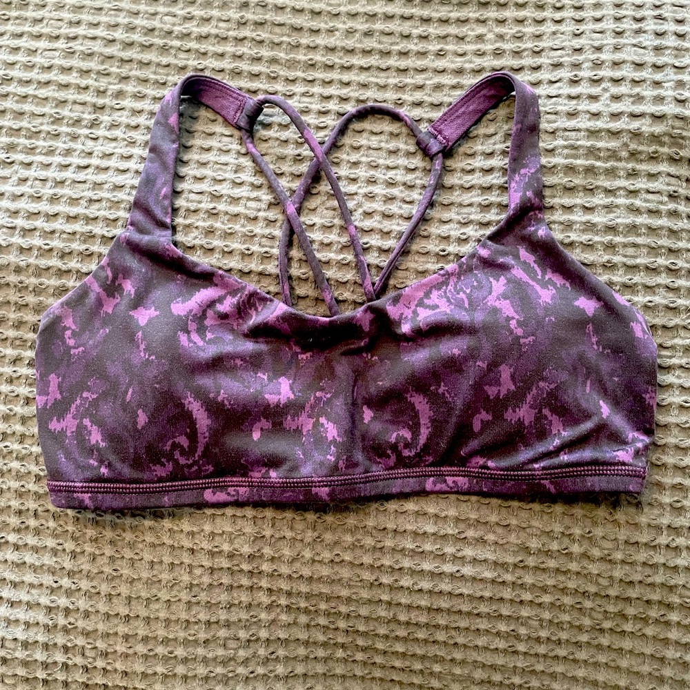 Lululemon free to be bra 6 purple